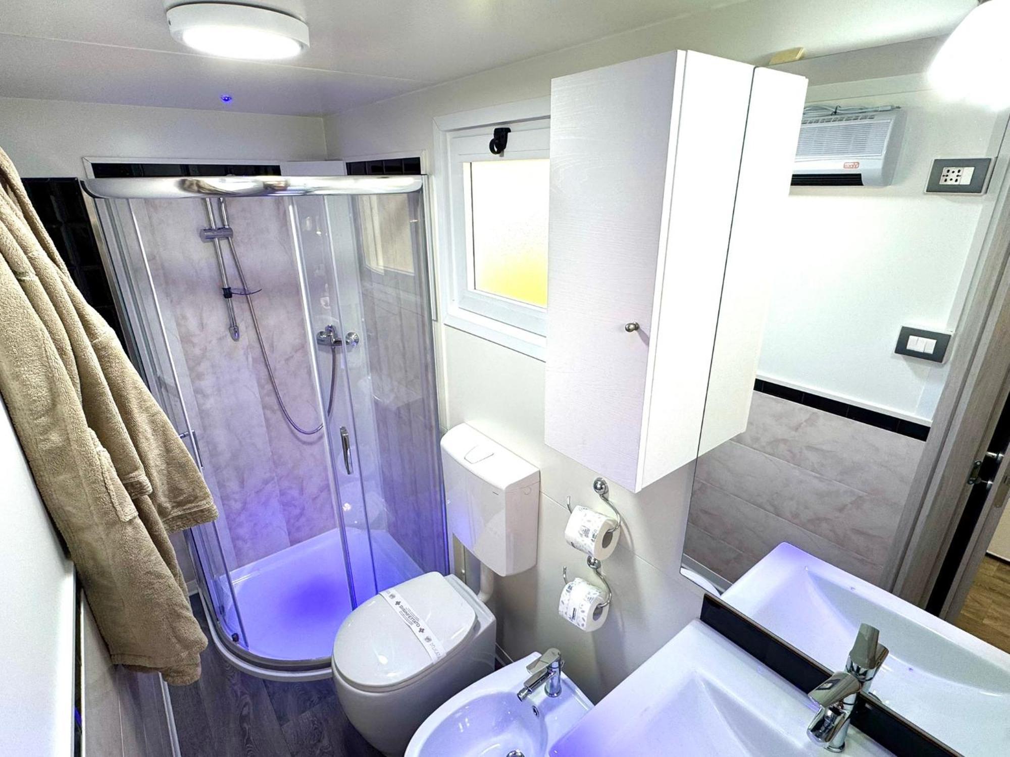 Luxury Caravan At Union Lido Cavallino-Treporti Exterior photo