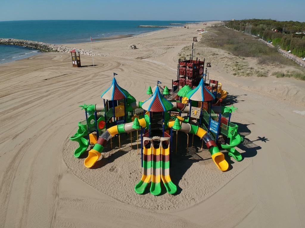 Luxury Caravan At Union Lido Cavallino-Treporti Exterior photo